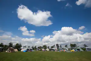 Camping De Kuilart - Campingbereich für Zelte und Wohnwagen im Grünen