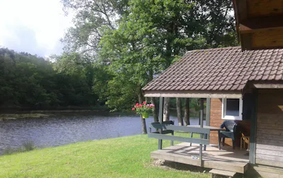 Camping de l' Étang du Merle