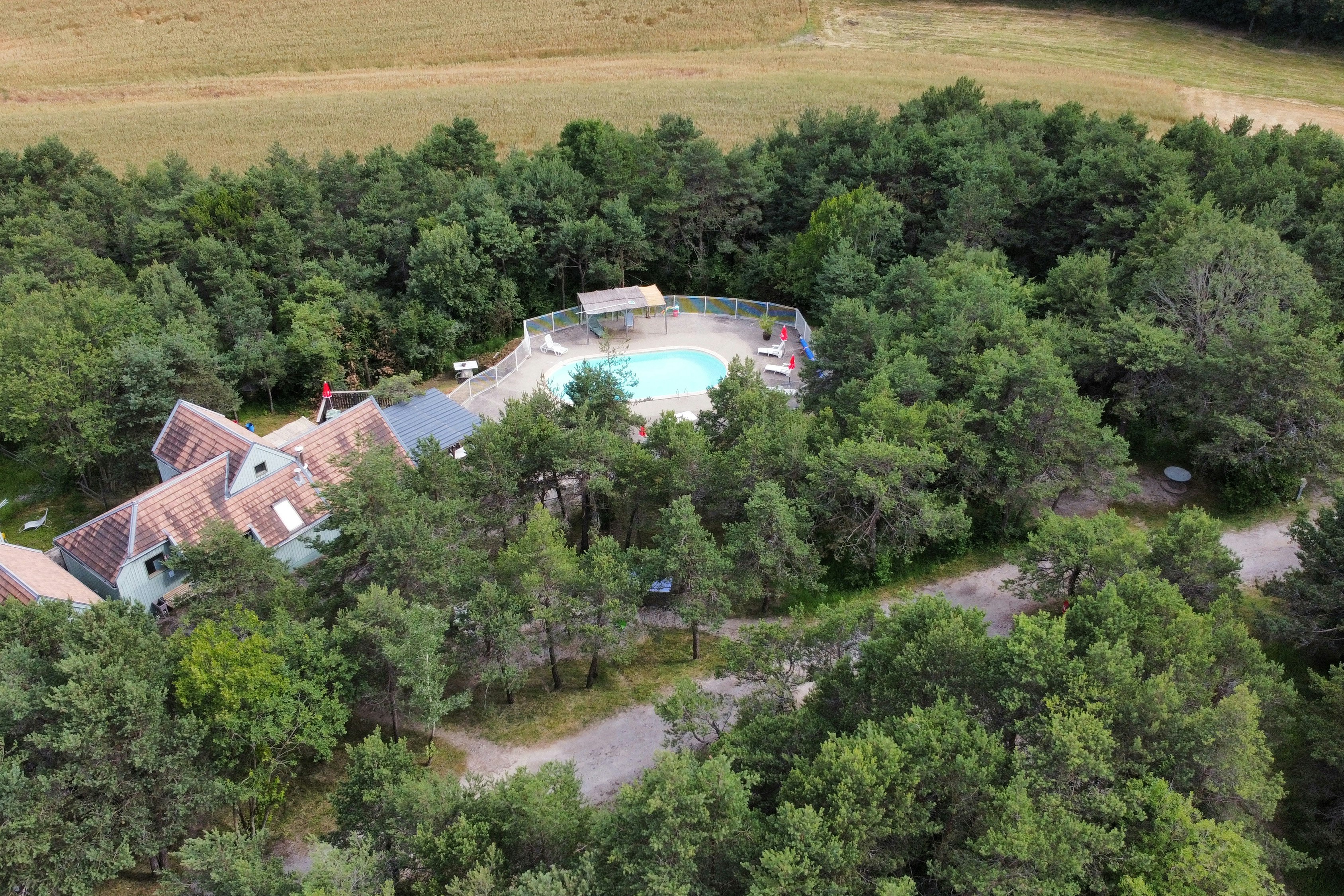 Camping de la Chabannerie  Camping la Chabannerie  - Campingplatz aus der Vogelperspektive