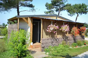 Camping de la Plage de Fermanville - Außenansicht des Sanitärgebäudes