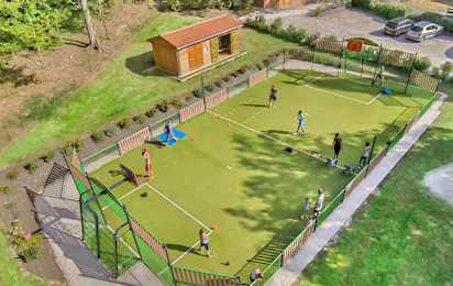 Camping de la Pélonie