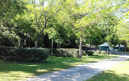 Camping de l'Arche (Lanas)