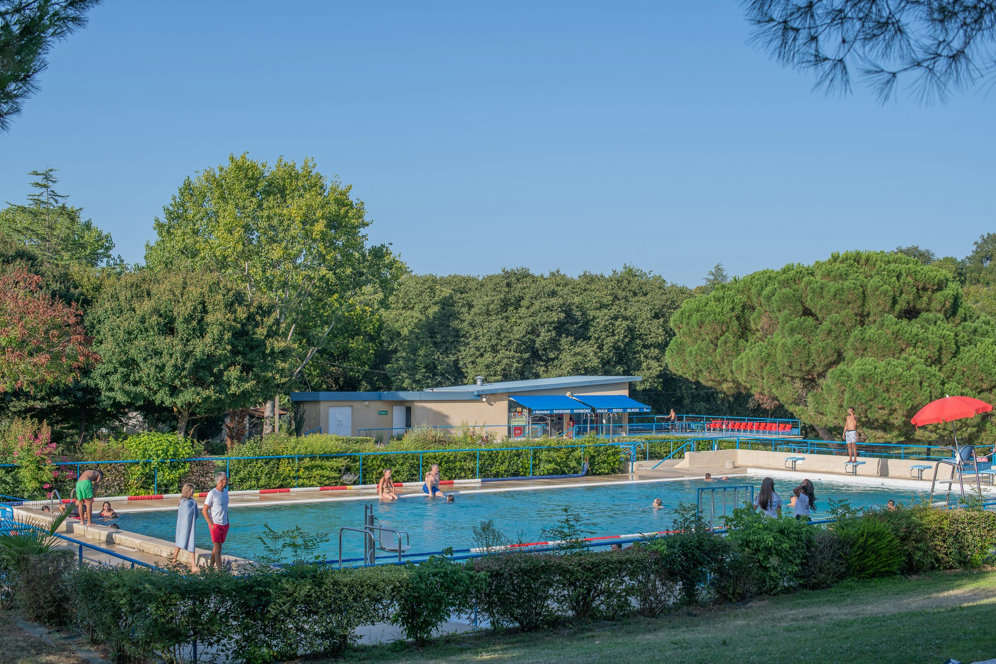 Camping de l'Argenté - Freibad auf dem Campingplatz