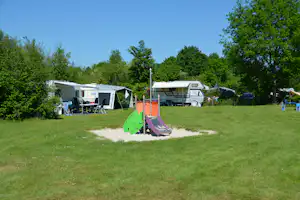 Camping De Lente van Drenthe - Kleiner Kinderspielplatz auf dem Campingplatz