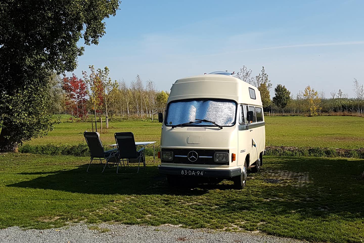 Camping De Linie - Wohnmobil- und  Wohnwagenstellplätze