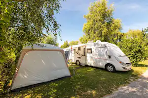 Camping de l'Île Verte - Zelt- und Wohnwagenstellplatz im Grünen auf dem Campingplatz