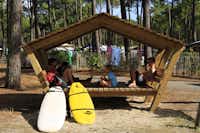 Camping de l'Océan - Kleine überdachte Hütte