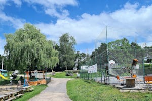 Camping de l'Orival - Campingplatz mit Sportplatz