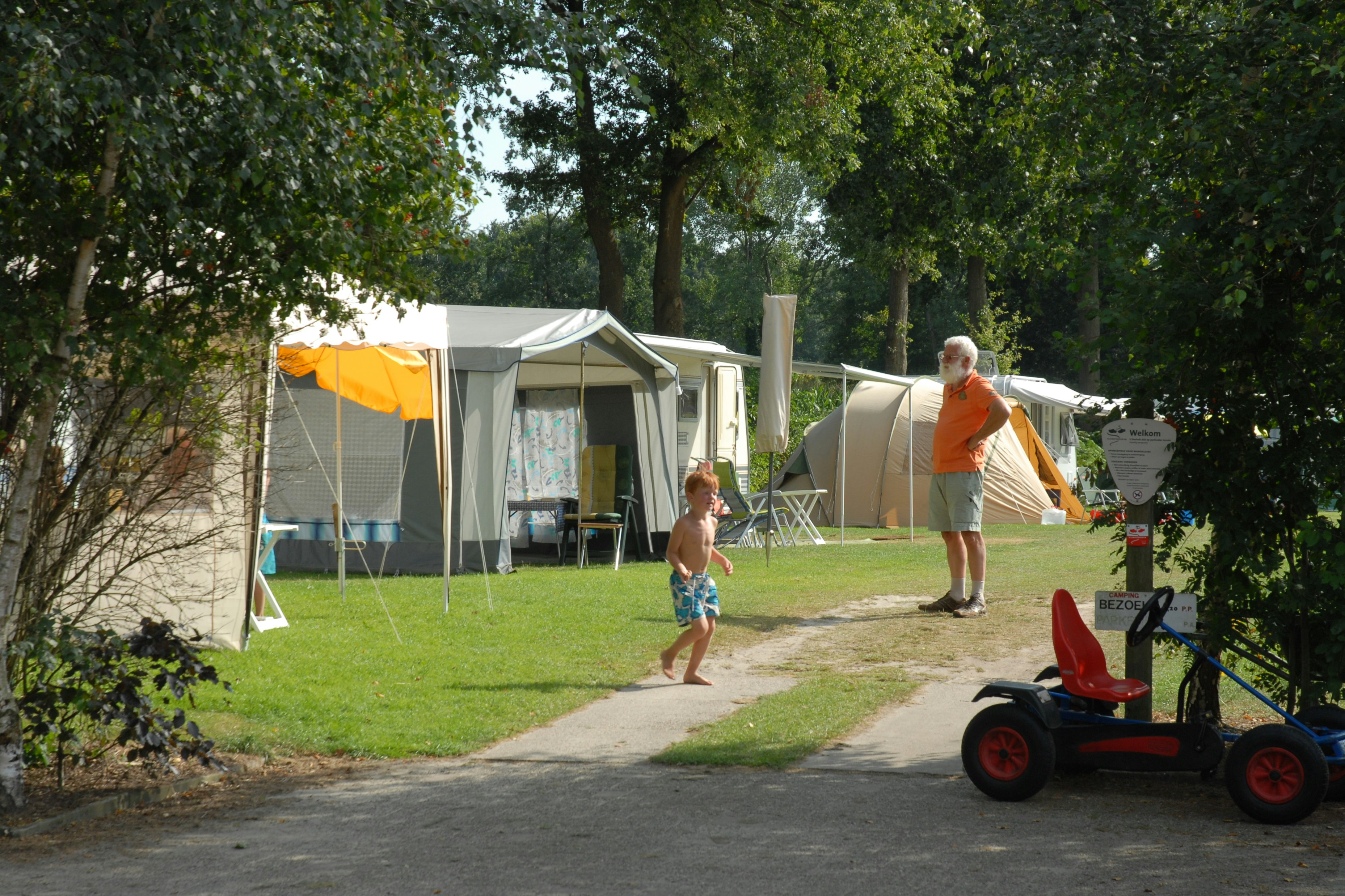Camping De Maaneschijn - Standplätze auf dem Campingplatz