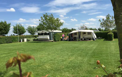 Camping De Maashoeve