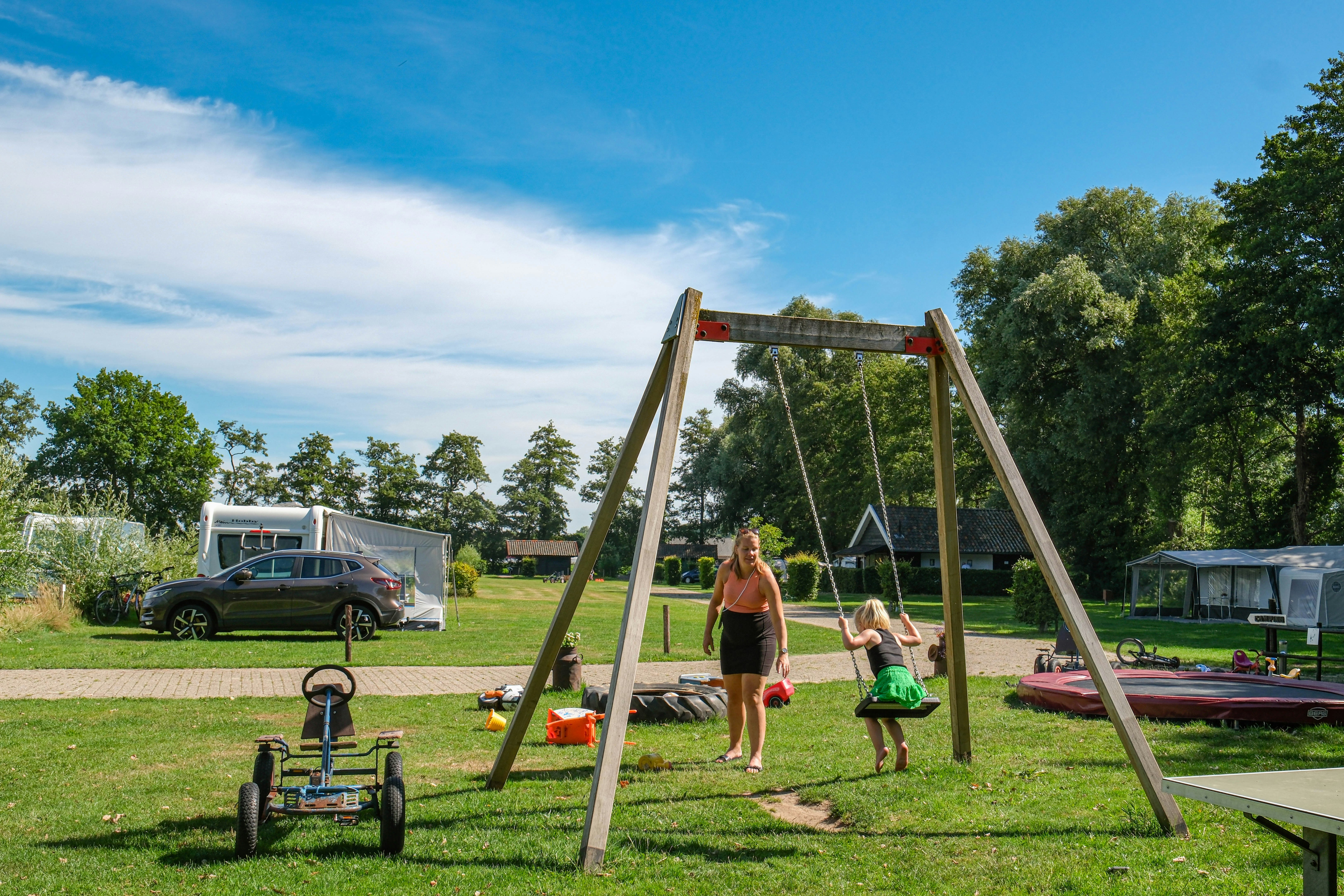 Camping De Mariahoeve  - Kinderspielplatz auf dem Campingplatz