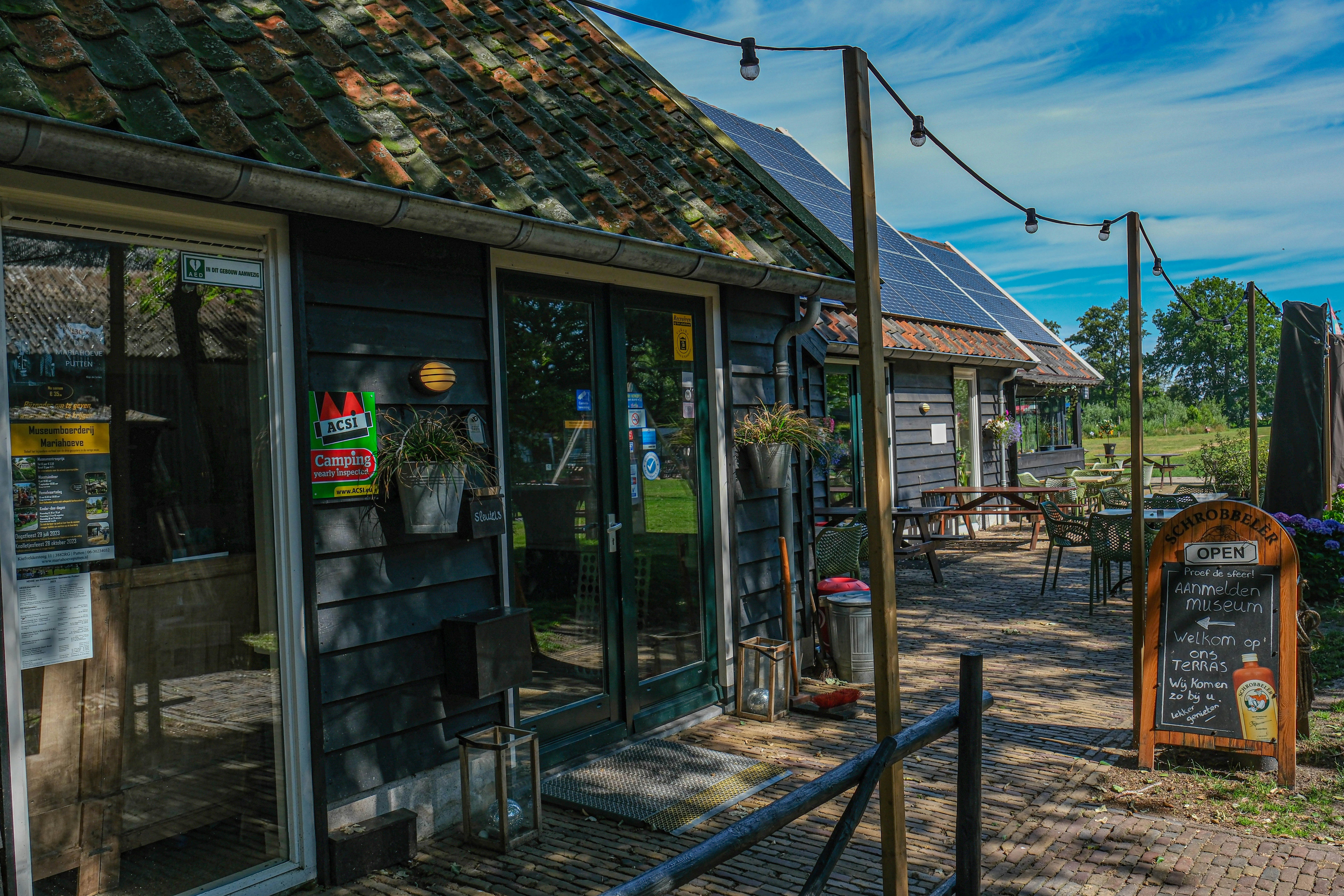 Camping De Mariahoeve - Rezeption des Campingplatzes