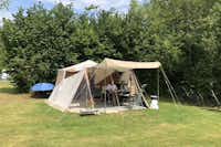 Camping De Nachtegaal - Zeltplatz im Grünen