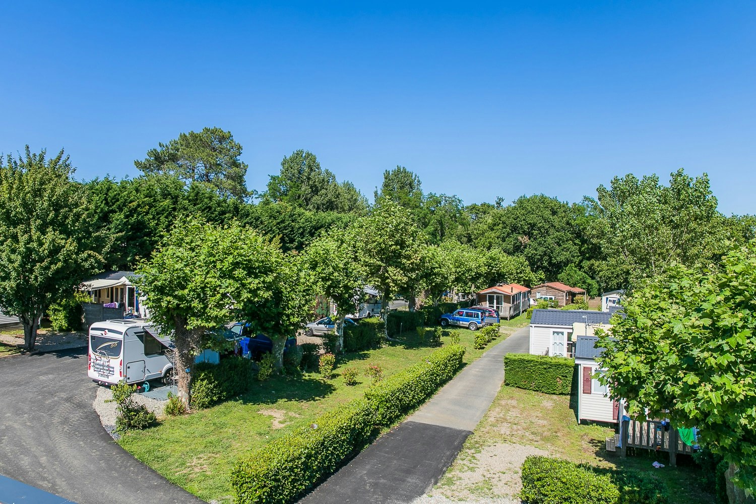 Eden Villages Bela Basque - Standplätze auf dem Campingplatz