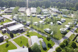 Camping de Peelpoort - Blick auf den Campingplatz aus der Vogelperspektive