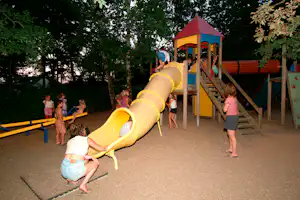 Camping De Penboch - kinderspielplatz auf dem Campingplatz