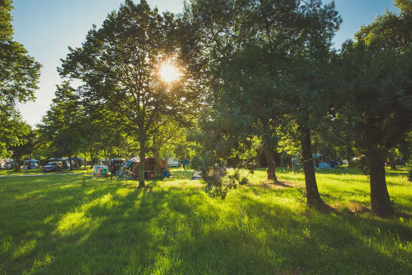 Camping De Peyroche