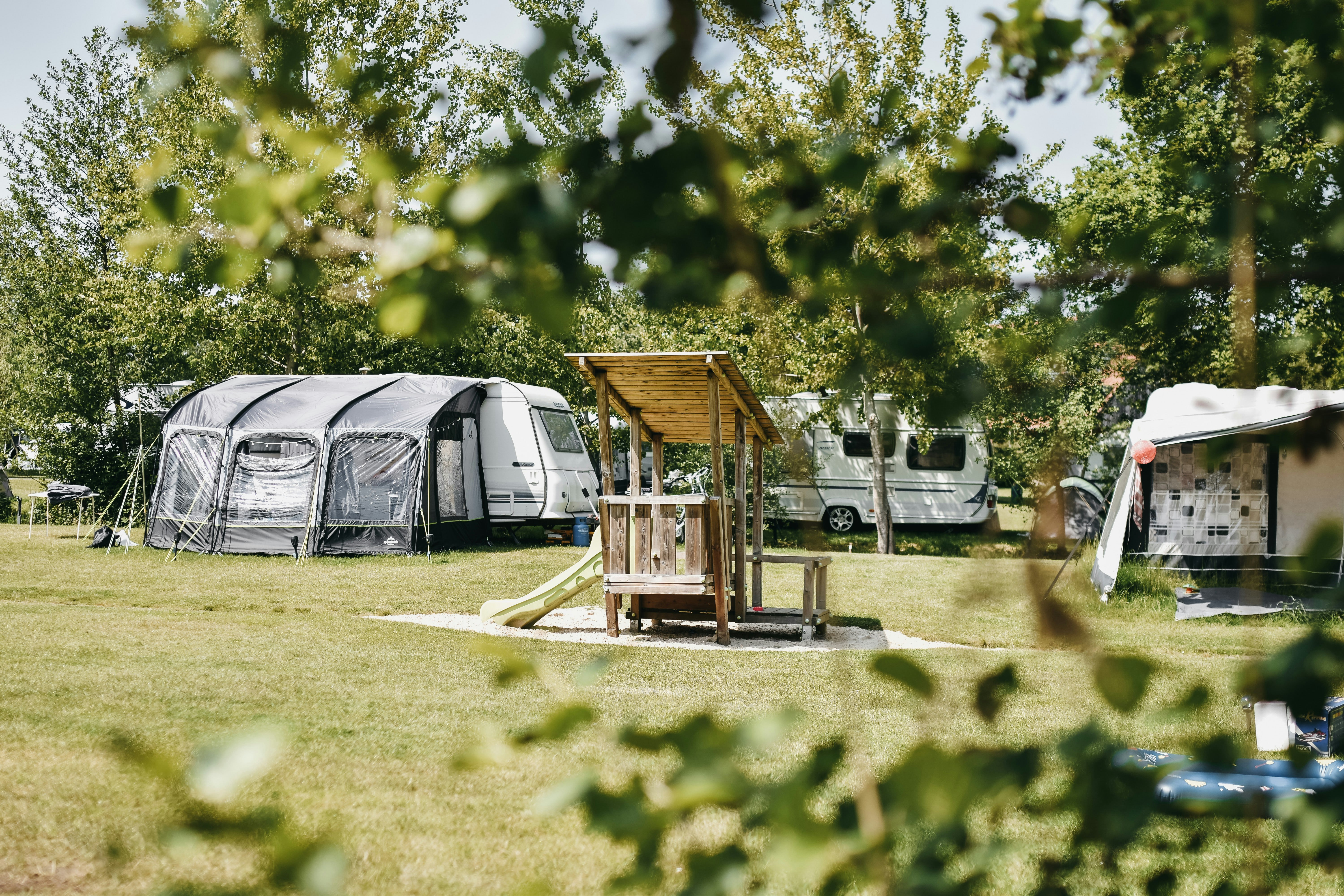 Camping De Rammelbeek - Standplätze auf dem Campingplatz