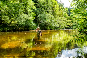 Camping de Vaubarlet - Angeln am Flussufer