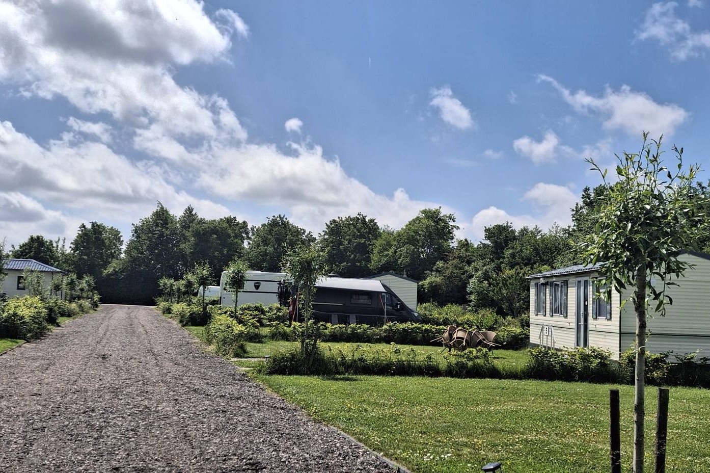 Camping De Veenborg - Standplätze auf dem Campingplatz