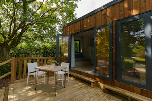 Camping SEASONOVA Vittel - Mobilheim mit Terrasse