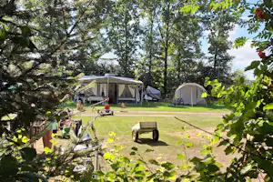 Camping De Vos - Standplatz mit Zelt