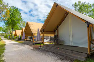 Resort De Wije Werelt Camping De Wije Werelt - Glamping-Zelte auf dem Campingplatz