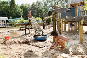 Camping De Wildhoeve - Kinderspielplatz auf dem Campingplatz