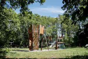 Camping De Wite Burch - Campinganlage mit Spielplatz und Rutsche