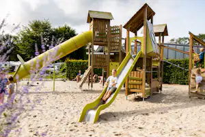 Camping De Witte Berg - Kinderspielplatz auf dem Campingplatz