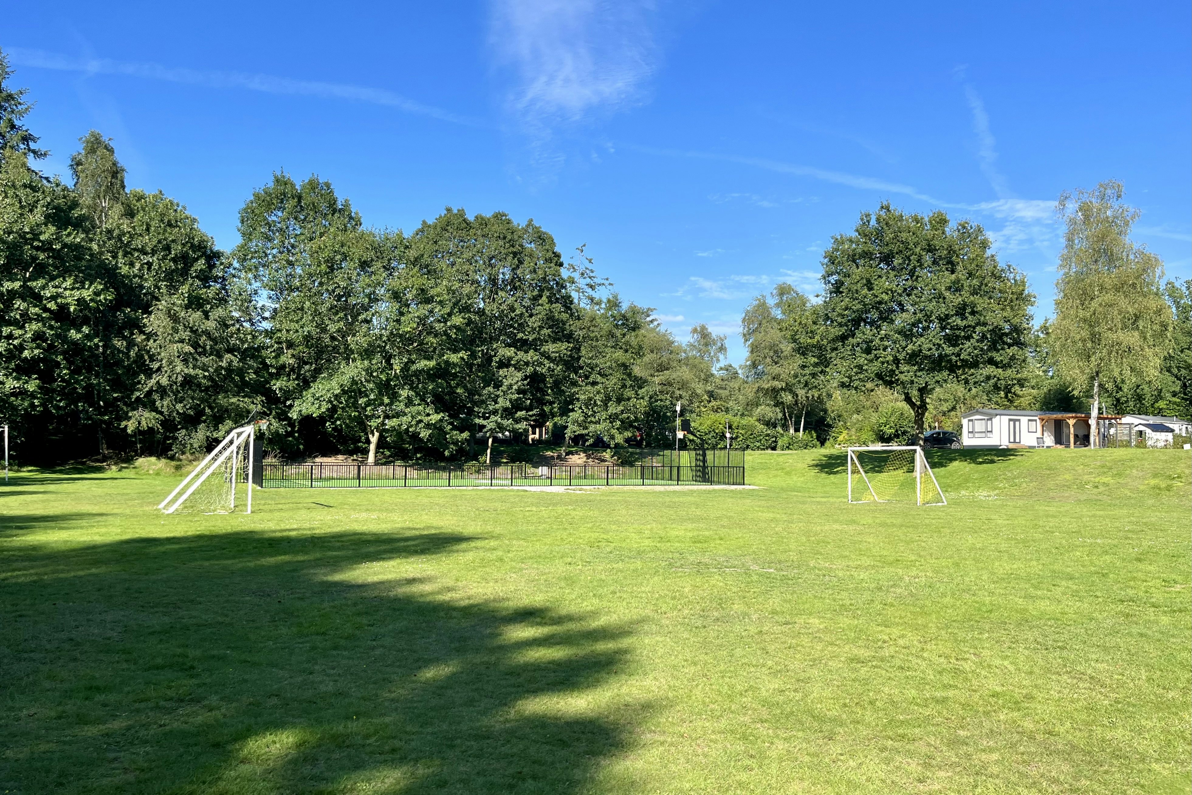 Camping De Zandkuil - Sportplatz auf dem Campingplatz