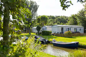 Camping De Zeehoeve - Mobilheime auf dem Campingplatz
