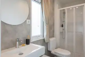 410781171.jpg