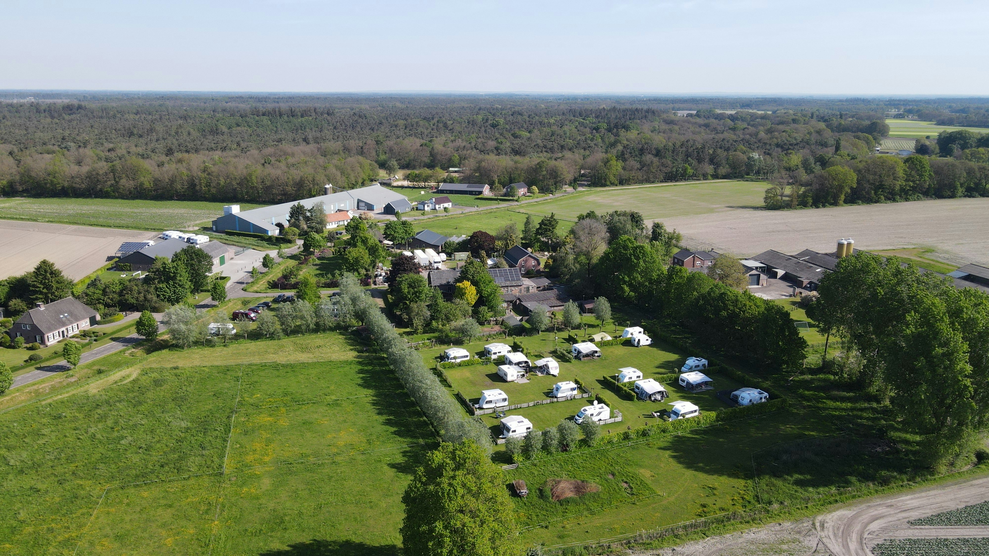 Camping DenTiel  - Luftaufnahme des Campingplatzes