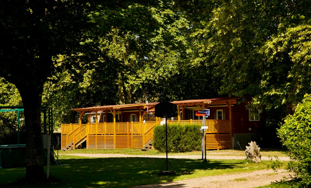 Camping Des 2 Rives