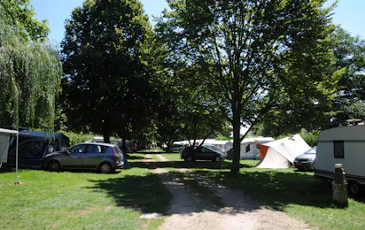 Camping Des 2 Rives