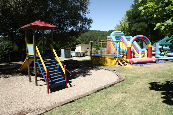 Camping Des Bastides