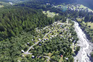 Camping des Glaciers Camping Des Glaciers - Campingplatz aus der Vogelperspektive