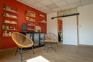 Camping des Halles – Onlycamp - Minimarkt auf dem Campingplatz