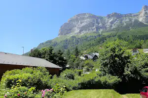 Camping des Petites Roches - Blick vom Campingplatz auf die französischen Alpen