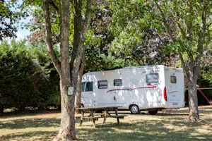 Camping de Santenay - Standplätze auf dem Campingplatz
