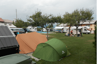 Camping Dolina - Zelt- und Wohnwagenstellplätzen auf dem Campingplatz