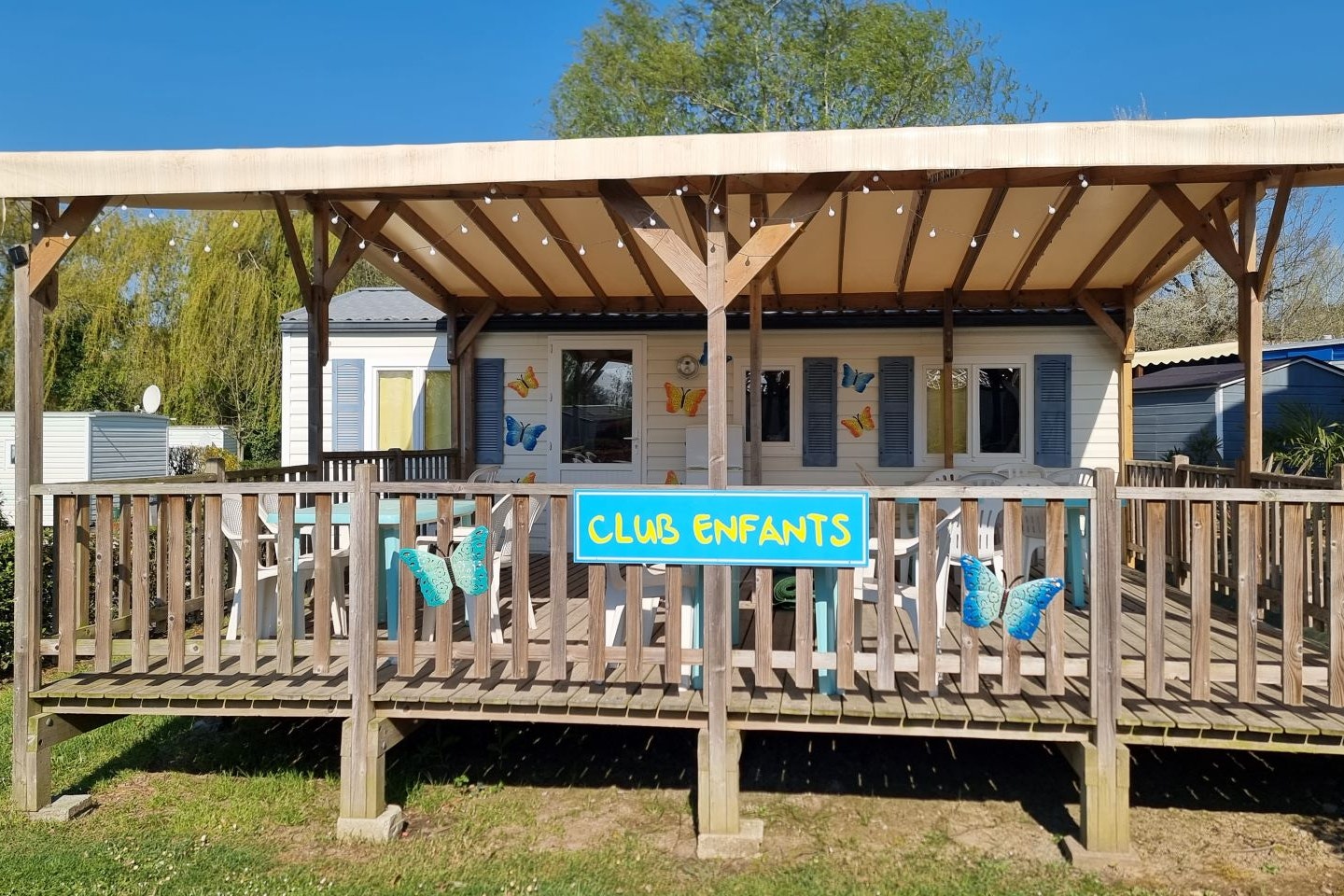 Camping Paradis Domaine de Bellevue - Kinderclub auf dem Campingplatz