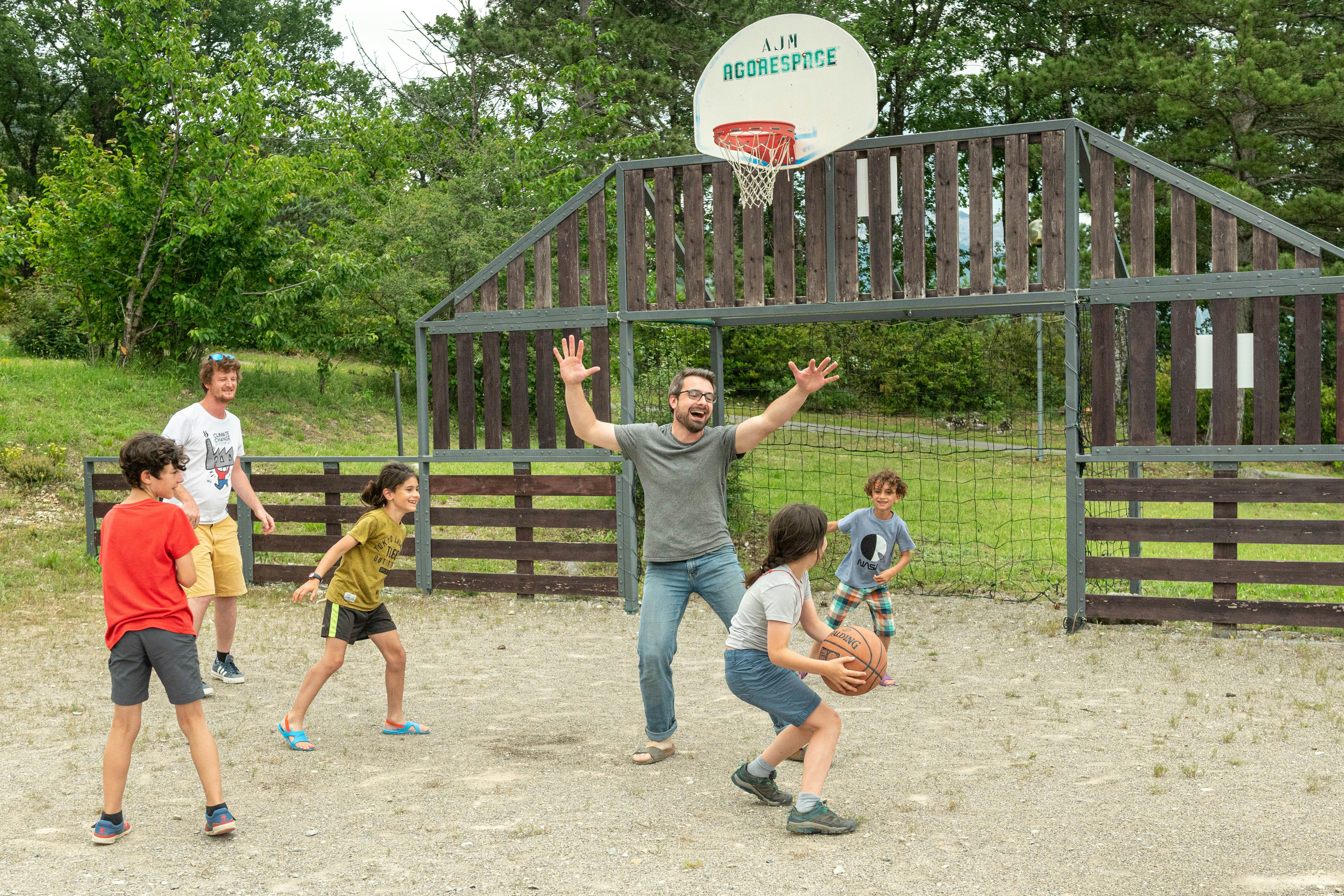 Camping Domaine des 2 Soleils - Sportplatz auf dem Campingplatz