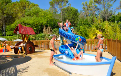 Camping Capfun Domaine des Fumades