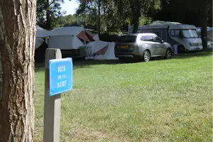 Camping Domaine du Bien Vivre - Standplätze auf dem Campingplatz