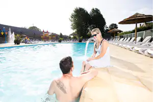Camping Domaine du Logis - Pool auf dem Campingplatz