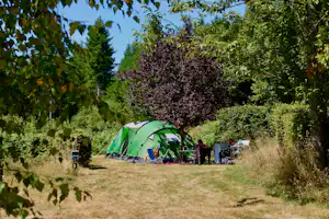 Camping Domaine La Chabanne - Standplätze auf dem Campingplatz