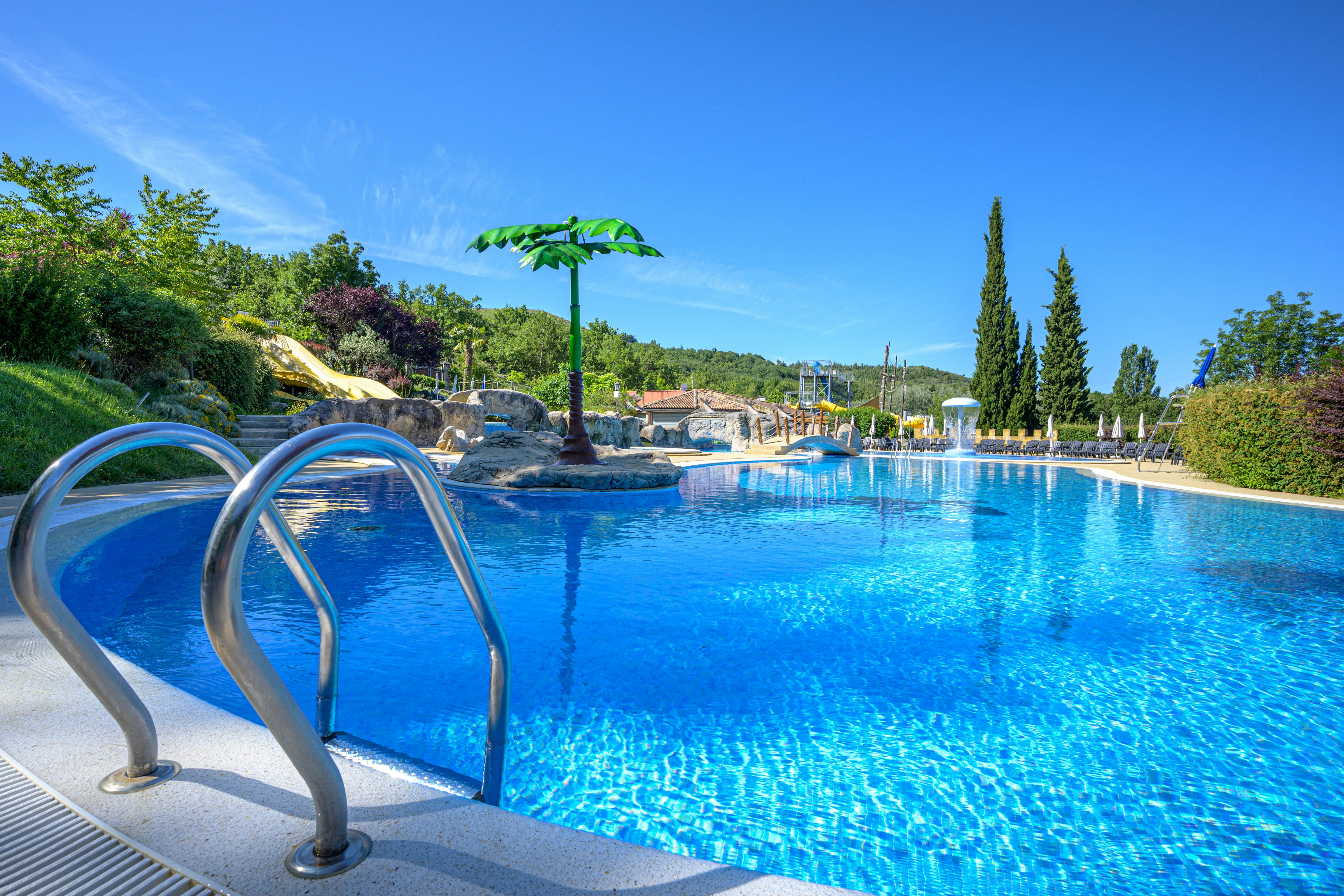 Camping Domaine Le Pommier Ciela Village