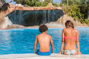 Camping Don Cactus - Kinder am Pool vom Campingplatz